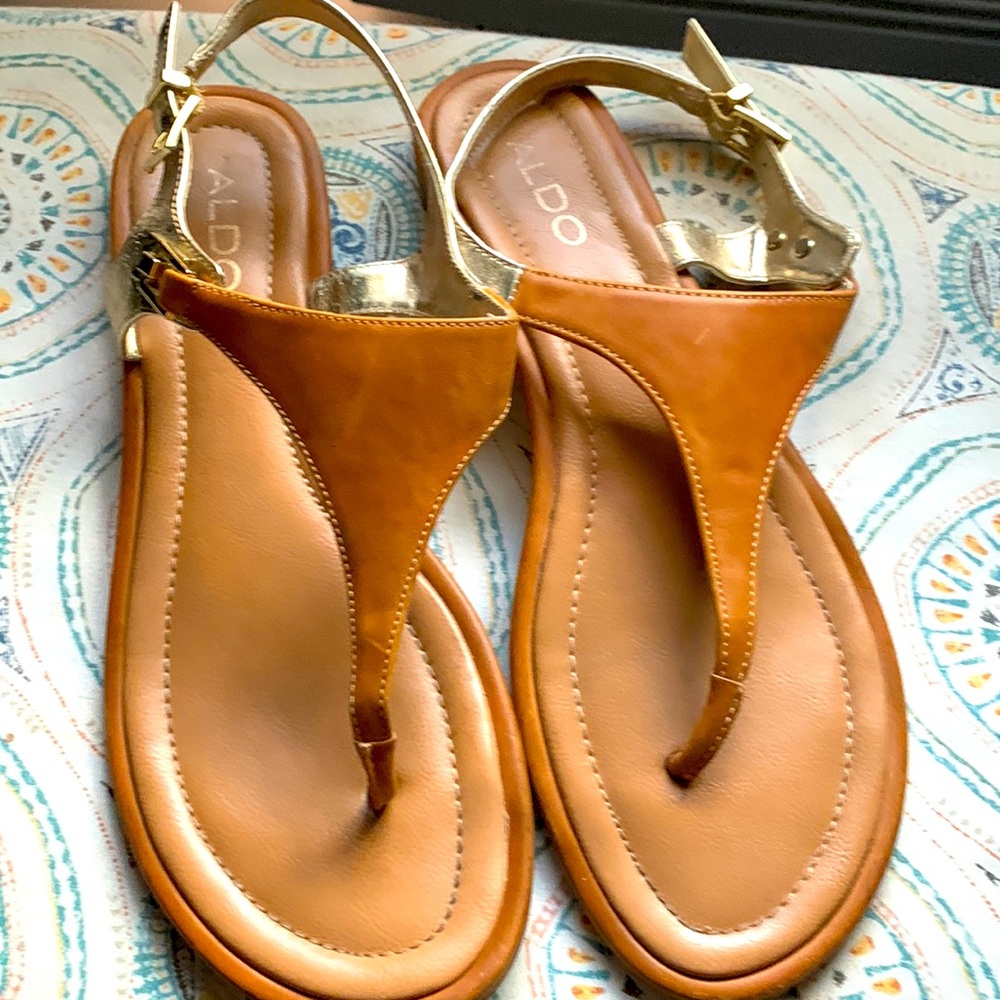 Also sandals gold and tan gently worn